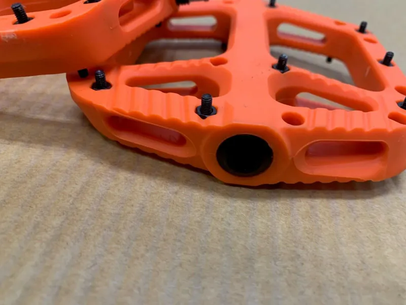 Scudgood Flat Pedal Sealed Nylon with Adjustable Pins in Orange-2